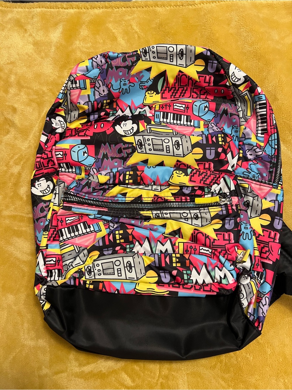Disney Artist Series Mickey Mouse Multicolor/Black Backpack Zip
